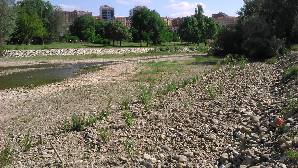01. asistencia técnica para las obras de emergencia en la margen derecha del río ebro la rioja