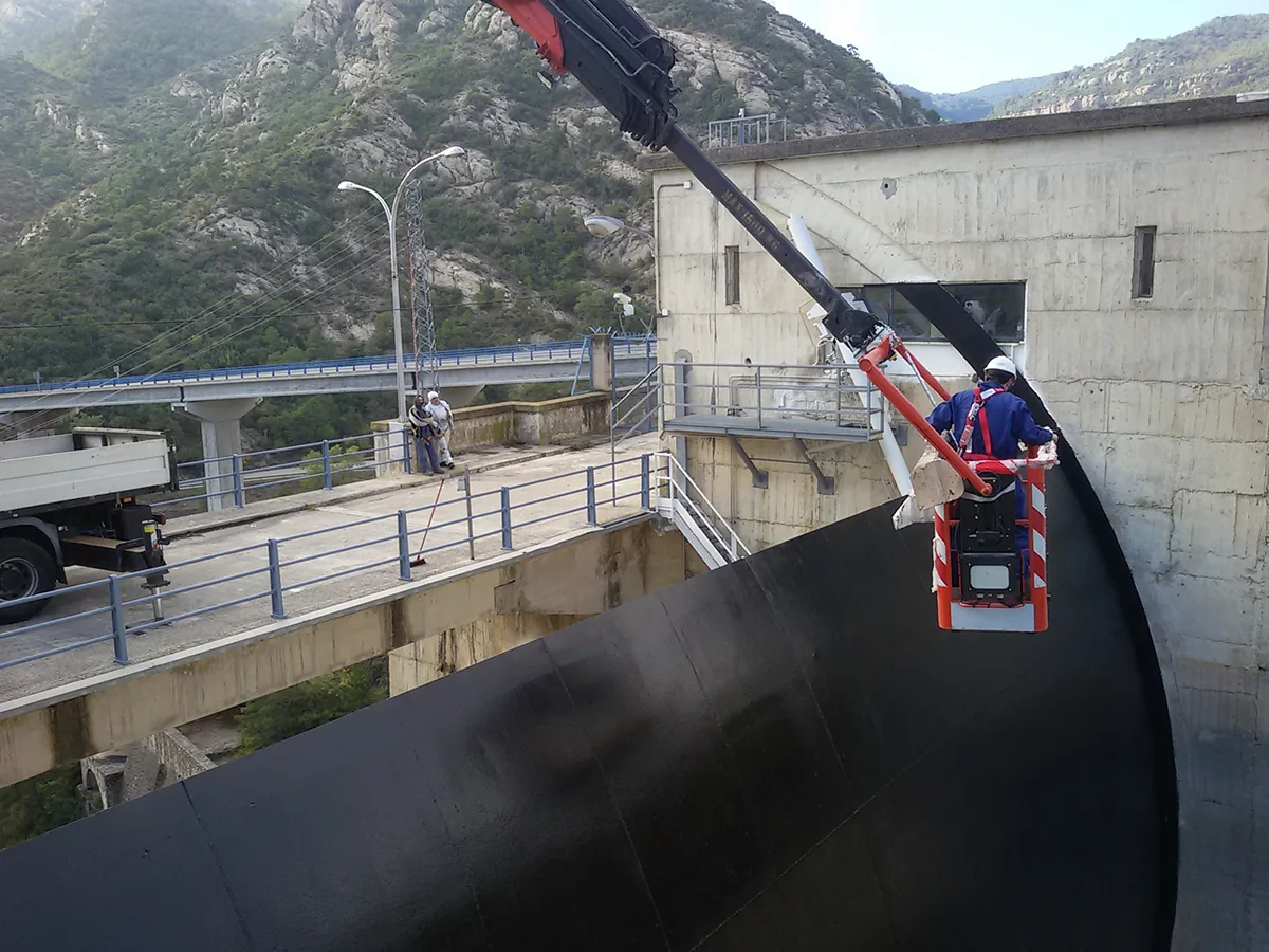 Seguridad y salud 06. coordinación de seguridad y salud para acondicionamiento de compuertas taintor en la presa de oliana lleida